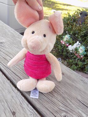 Winnie the Pooh PIGLET Plush Animal * Stuffed Animal *
